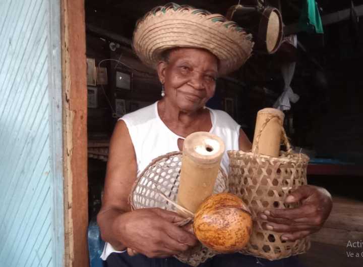 Mujeres emprendedoras de Tumaco transforman la tradición en arte y sustento