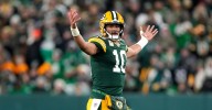Packers’ passing game stifled itself against Eagles