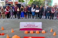 133 escuelas en Morelos, Villa del Carbón y Nicolás Romero reciben mobiliario para mejorar las condiciones de aprendizaje