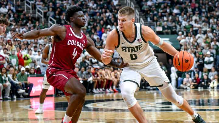 Arkansas at Michigan State odds, picks and predictions