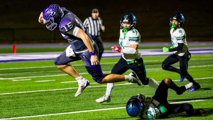 How Mitchell football advanced to fourth round as No. 11…