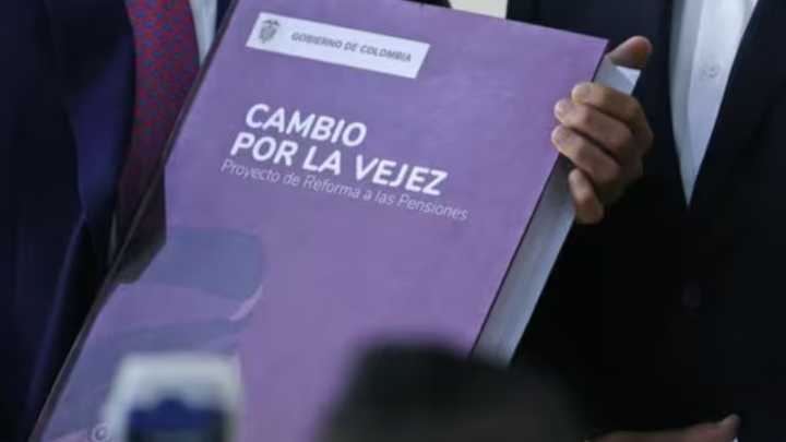 Reforma pensional queda en manos de un conjuez tras empate en la Corte Constitucional