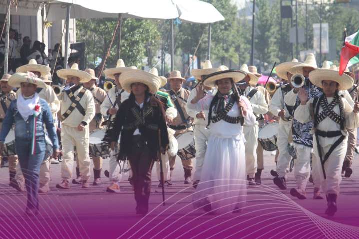Realizan Desfile por el 115 Aniversario del inicio de la Revolución Mexicana
