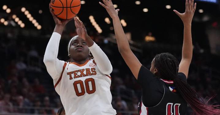 Kyla Oldacre's 19 points, 7 rebounds leads No. 4 Texas to 100