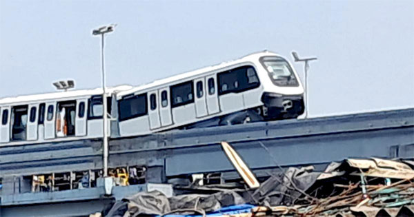 Mumbai Monorail rake derails during trial run; No injuries reported