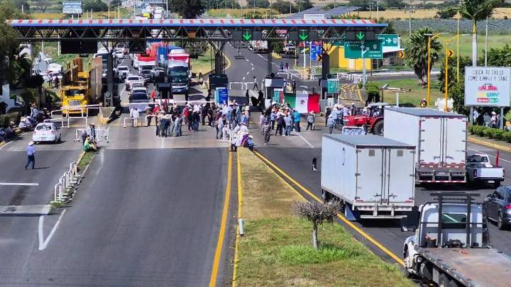 Transportistas amagan con paro nacional para el 24 de noviembre
