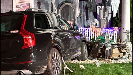 Brighton Heights couple frustrated after car crashes into their home