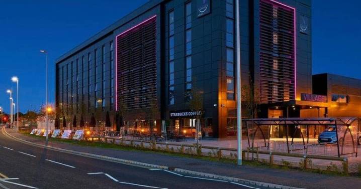 Glasgow Village Hotel and Starbucks staff vote to strike throughout busy Christmas season