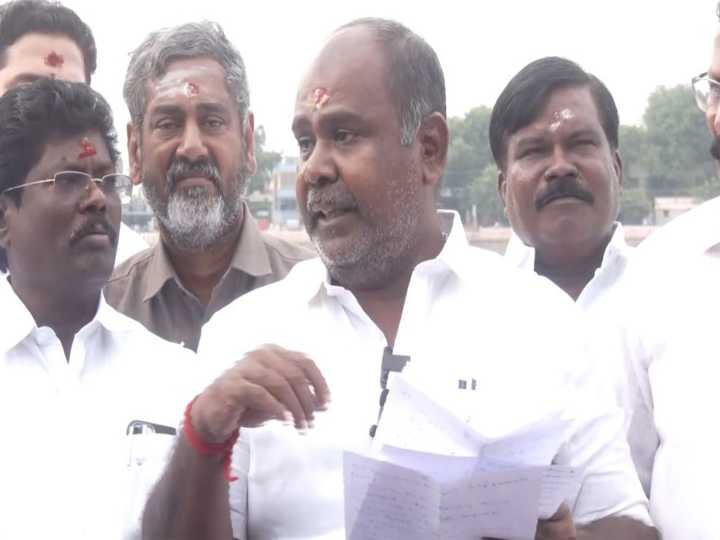 AIADMK leader slams TTV Dhinakaran