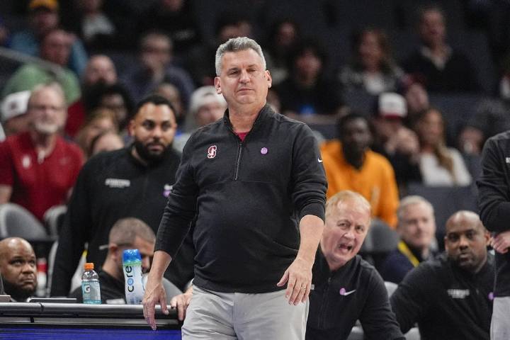 Deadspin | Ebuka Okorie, Stanford stroll past Louisiana, stay perfect