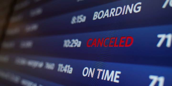 Las aerolíneas en EEUU advierten que las interrupciones en los vuelos seguirán ante un posible final del cierre de gobierno