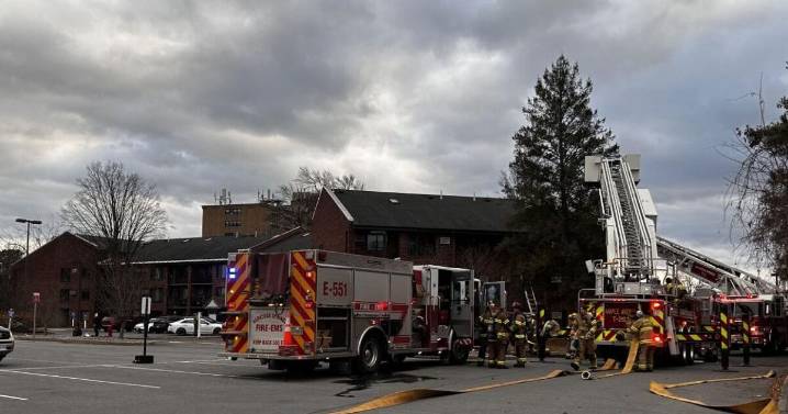 Fire breaks out at Saratoga County apartment complex