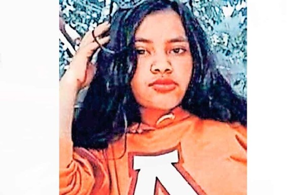 Suplica por el regreso de su hija desaparecida