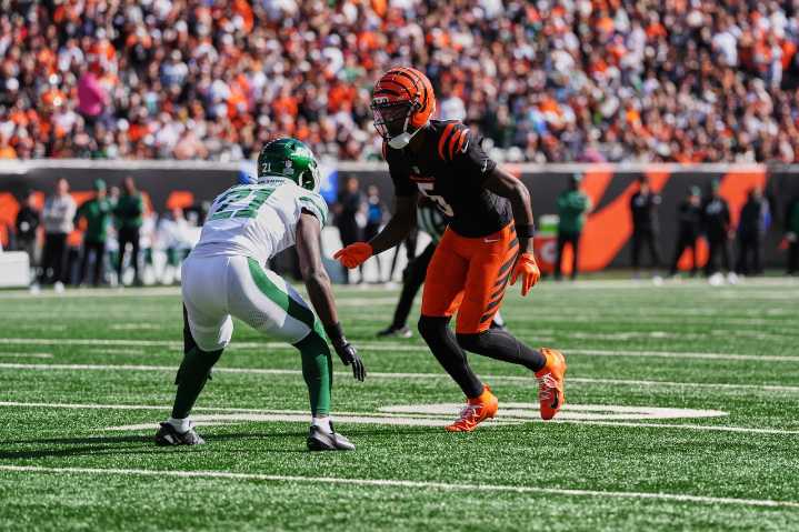 Watch Tee Higgins’ 44-yard touchdown catch for the Bengals in the second quarter against the Bears