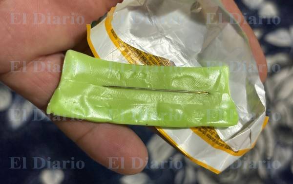 Encuentran aguja dentro de dulce repartido en evento