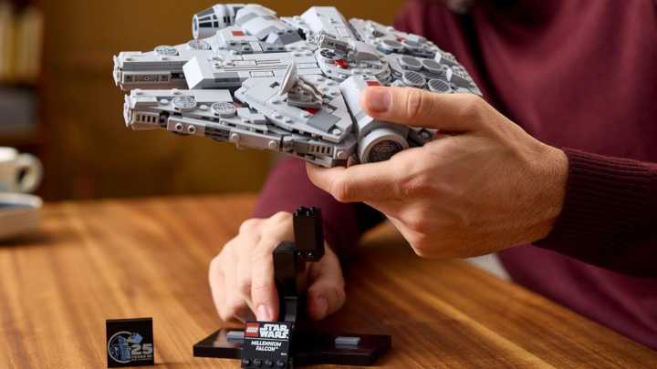 10 Lego Star Wars sets at record-low sale prices ahead of Black Friday, including retiring sets