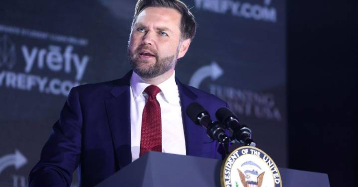 JD Vance asegura que la solución a la guerra en Ucrania debe minimizar el riesgo de que esta se reproduzca