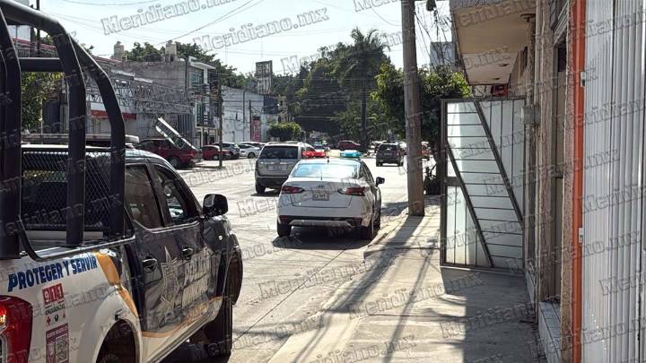 Roban joyas a abuelitos en el centro de Tepic