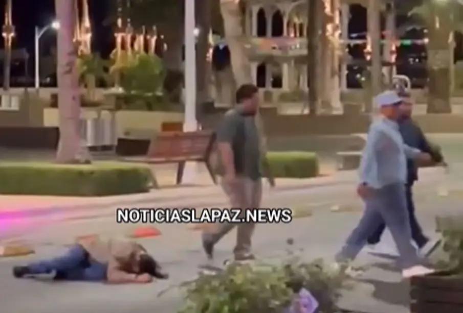VIDEO: Riña en el Malecón de La Paz; resurge cuestionamiento sobre vigilancia en zona turística