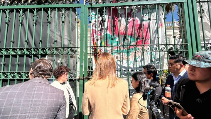 Avanza diálogo con paristas para reabrir edificio de Rectoría