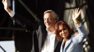Causa Cuadernos: dura acusación del fiscal Stornelli contra los Kirchner El funcionario judicial asegurò: "Hay relatos de que los Kirchner no subían al helicóptero hasta que no llegaban los bolsos con