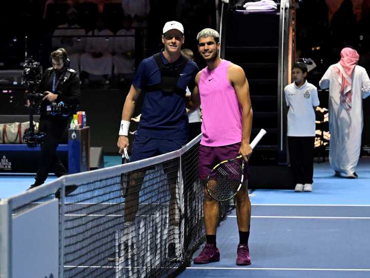 Sinner vs. Alcaraz en la carrera por el N° 1 ranking mundial: qué necesita el italiano para terminar arriba de Alcaraz tras las ATP Finals