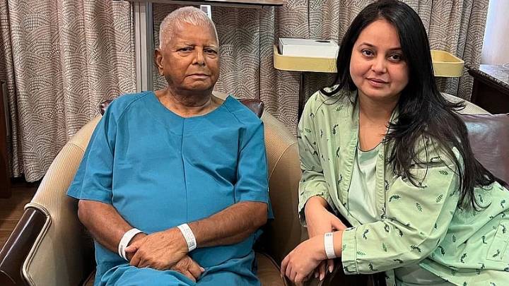 ‘I Have No Family’: Lalu Prasad Yadav's Daughter Rohini Acharya Blames Tejashwi Yadav & His Associates After RJD’s Bihar Poll Debacle