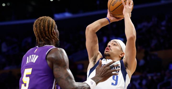 Stats Rundown: Rookies Shine in Mavs’ 129-119 Loss to the Lakers