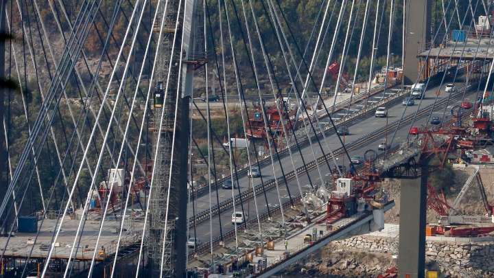 Denuncian que Audasa maniobra para no pagar a los miles de usuarios a los que cobró indebidamente el peaje de Rande