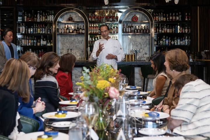 Houston’s New Plush Lounge Raises the Culinary Bar and Wows the City’s Power Ladies