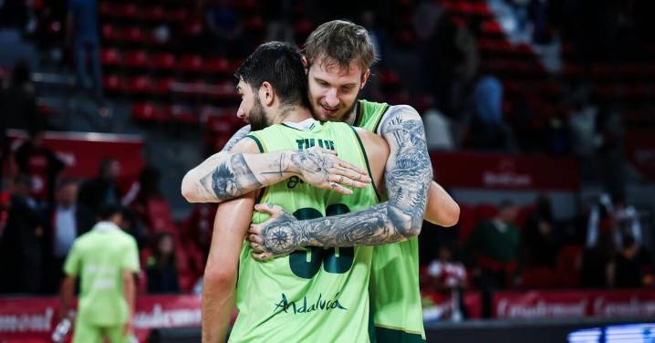 Ibon Navarro: "Killian Tillie quiso entrar con dolor; ha cambiado el partido"