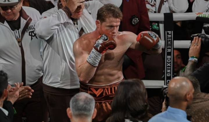 Canelo queda fuera del top 10 por primera vez en 7 años