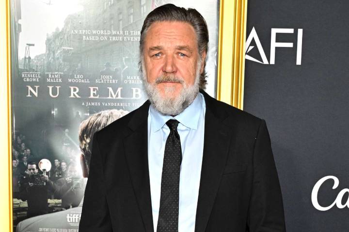 Russell Crowe Reveals He Lost Nearly 60 Lbs. in 1 Year
