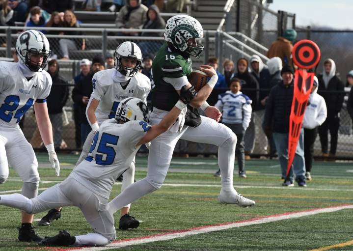 FOOTBALL: Noah Keating’s 2 TDs, Blake Landherr’s interception help Pennridge earn 1st Thanksigiving win since 2020