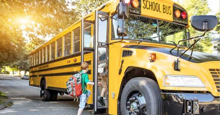 Study: K-12 public spending nears $1 trillion in U.S.