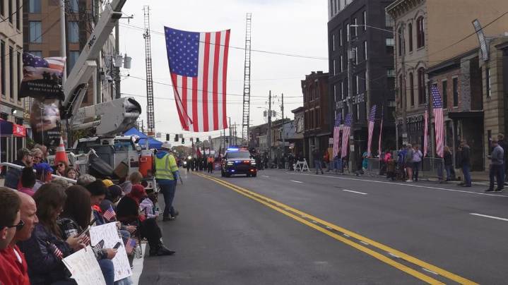 Louisville Veterans Day Parade honors service members and UPS crash victims