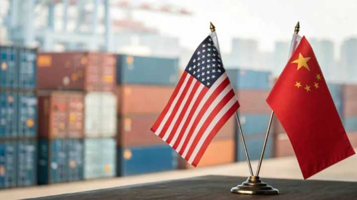 China suspende durante un año un "arancel adicional" del 24 % a productos de EE.UU.