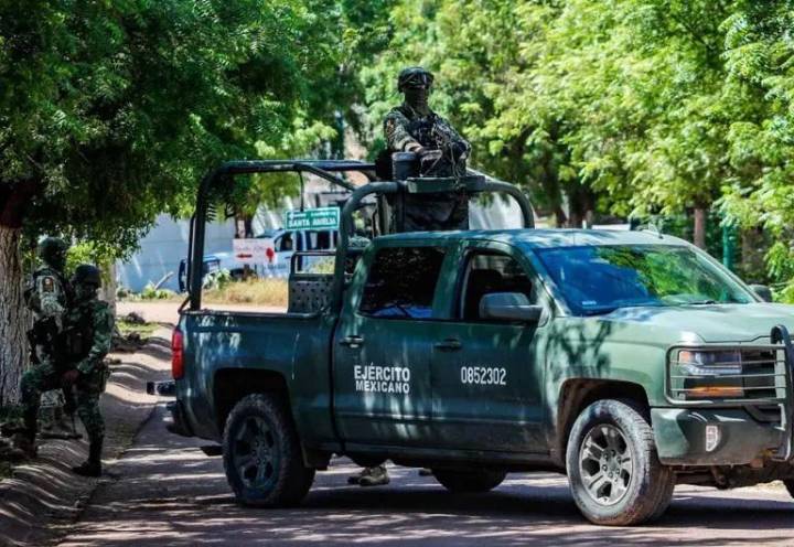 Golpe millonario al narco: 3 mil 550 litros de precursores por 72 mdp asegurados en Sinaloa