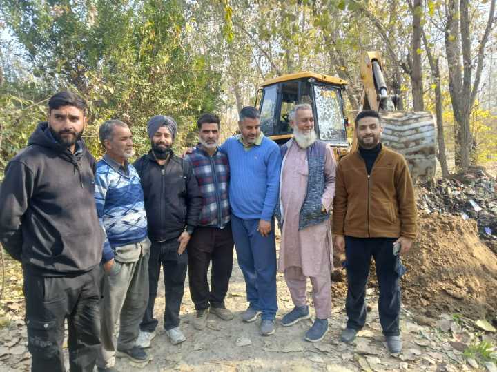 Cleanliness drive held in Yadipora Pattan