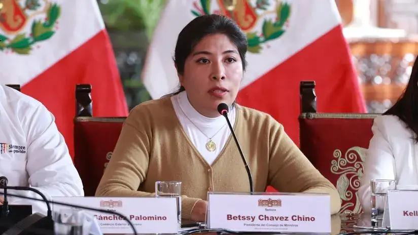 Gobierno ha decidido "congelar" salvoconducto a Betssy Chávez para la próxima gestión, estima analista
