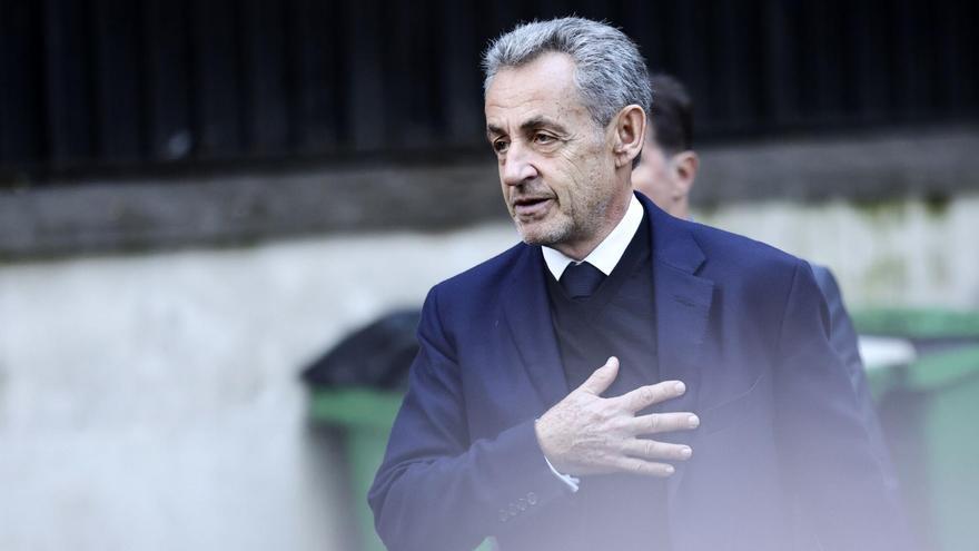 'Le journal d'un prisioner': Sarkozy saca a la venta un libro sobre sus 20 días en prisión
