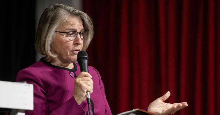 Booing, heckling and walkouts mark Miller-Meeks’ town hall in Keosauqua