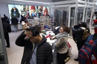 US Thanksgiving online sales expected to rise 6%, Salesforce data shows