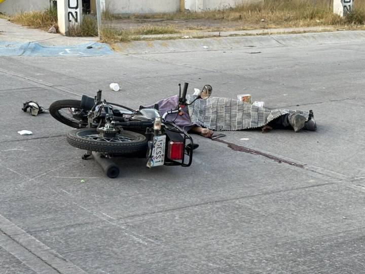 Menor de edad muere tras desigual choque entre motocicleta y camión de transporte de personal en La Florida