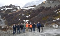 En las alturas de la cordillera Darwin avanzan trabajos  para unir la isla Tierra del Fuego con bahía Yendegaia