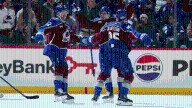 Olofsson scores twice, Avalanche cool off Lightning