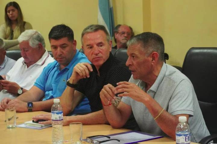 Fuerte amenaza de la CGT al Gobierno de Milei por la reforma laboral: “Si no nos llaman, chocarán con la pared de siempre”