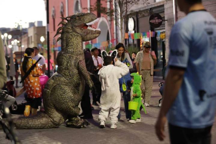 ¡Dulce o truco! Saltillo mantiene la tradición de Halloween en sus calles (FOTOS)