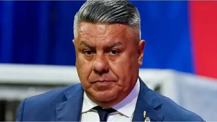 La FIFA respaldó a Claudio "Chiqui" Tapia en medio de la tensión política del fútbol argentino