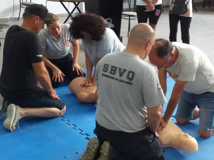 Gran convocatoria en la jornada de RCP del Rotary de Ezpeleta